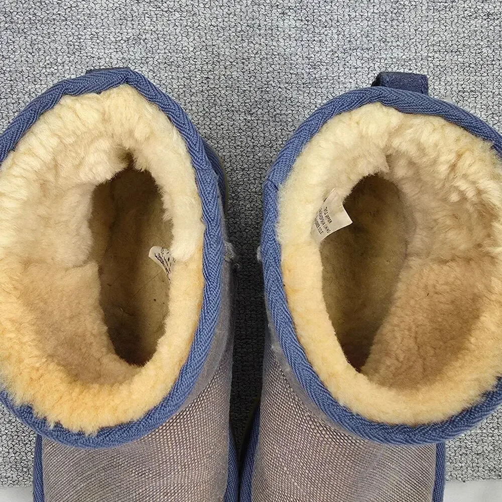 UGG AUSTRALIA RARE CLASSIC MINI 5856 